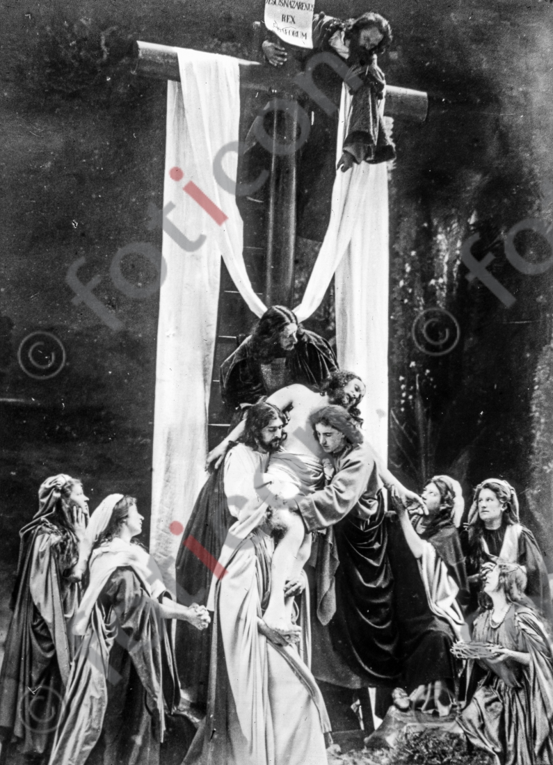Die Kreuzabnahme | The Descent from the Cross - Foto foticon-simon-105-094-sw.jpg | foticon.de - Bilddatenbank für Motive aus Geschichte und Kultur